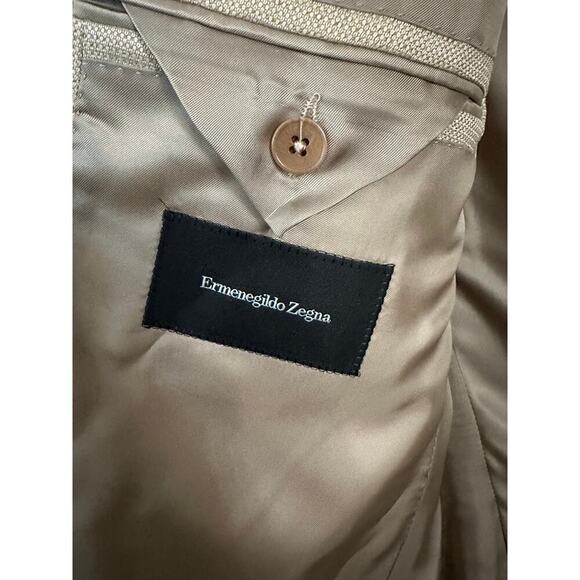Ermenegildo Zegna Men's Beige Wool and silk Double Breasted Blazer Coat Size 54 - Picture 7 of 11
